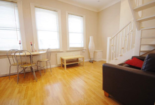 Two Bedroom Flat to rent in LONDON